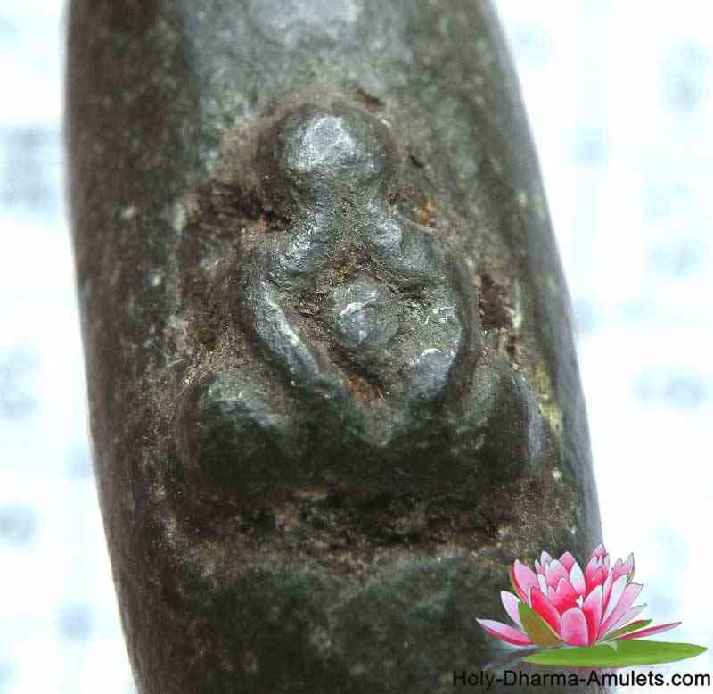 Look sakot Mahahut Ithi Pathihan- Maître Luang Phor Thap Look sakot Mahahut Ithi Pathihan- Maître Luang Phor Thap